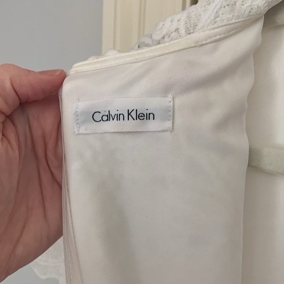 Crisp White Summer Dress - Picture 4 of 6